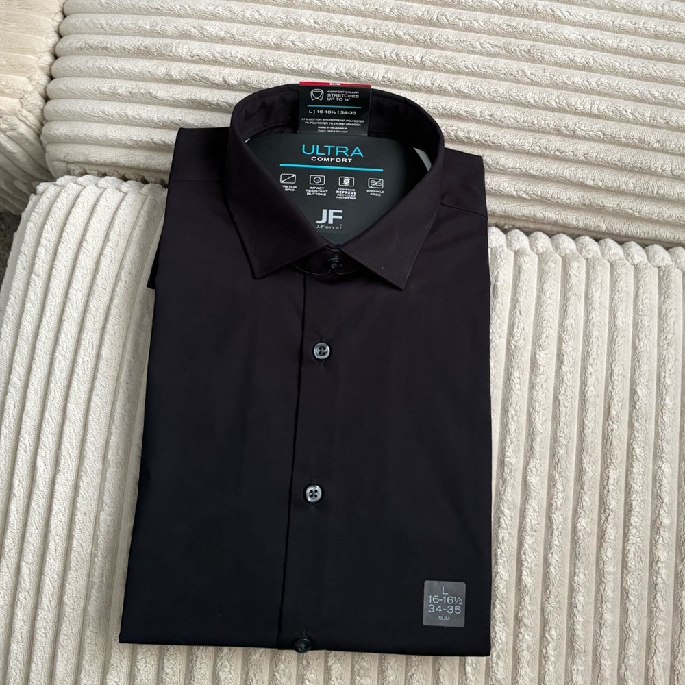 Black Men's dress shirt NWT